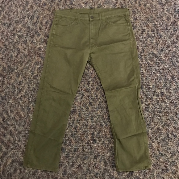 levis green pants